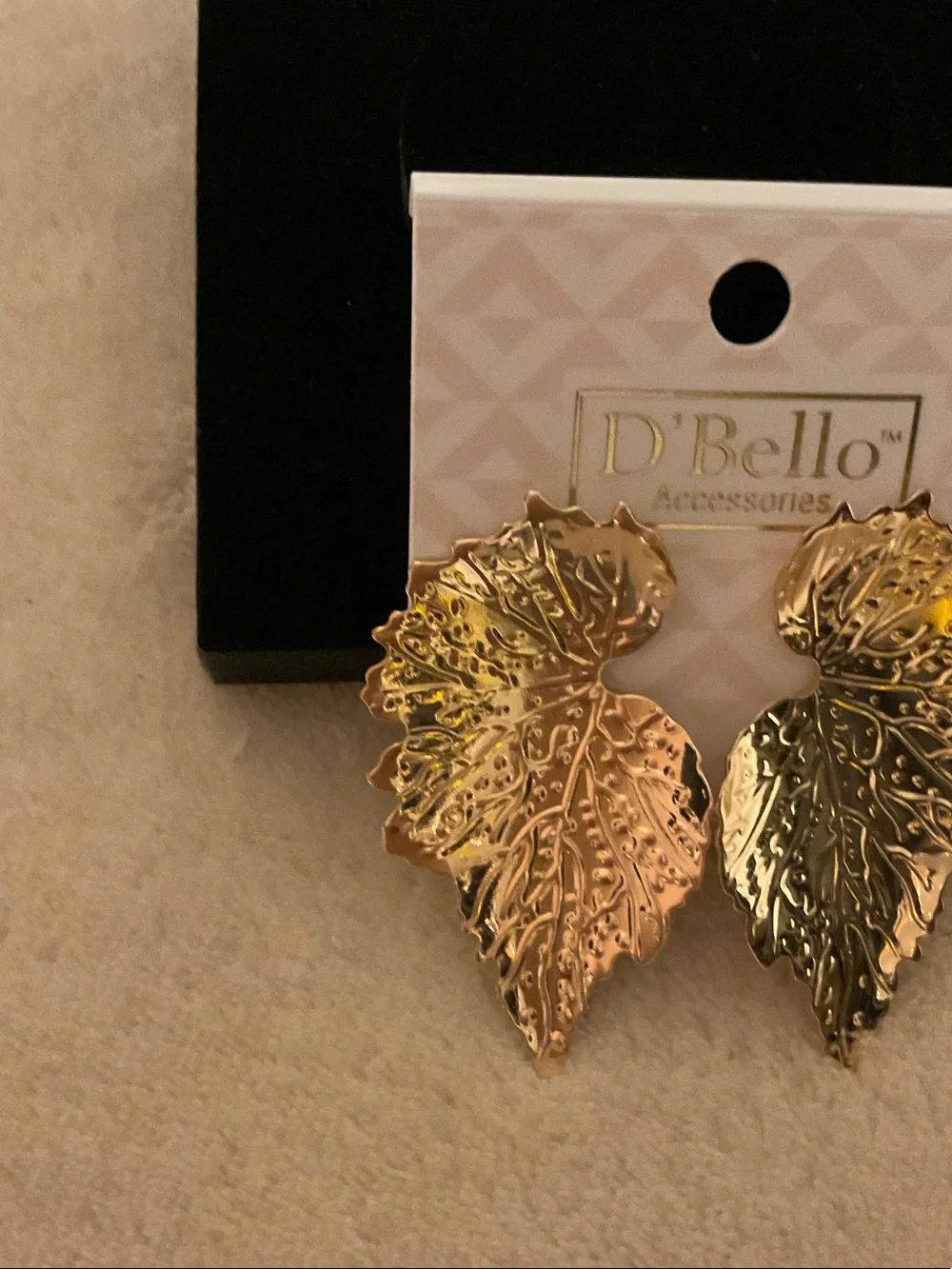 D’Bello gold leaf